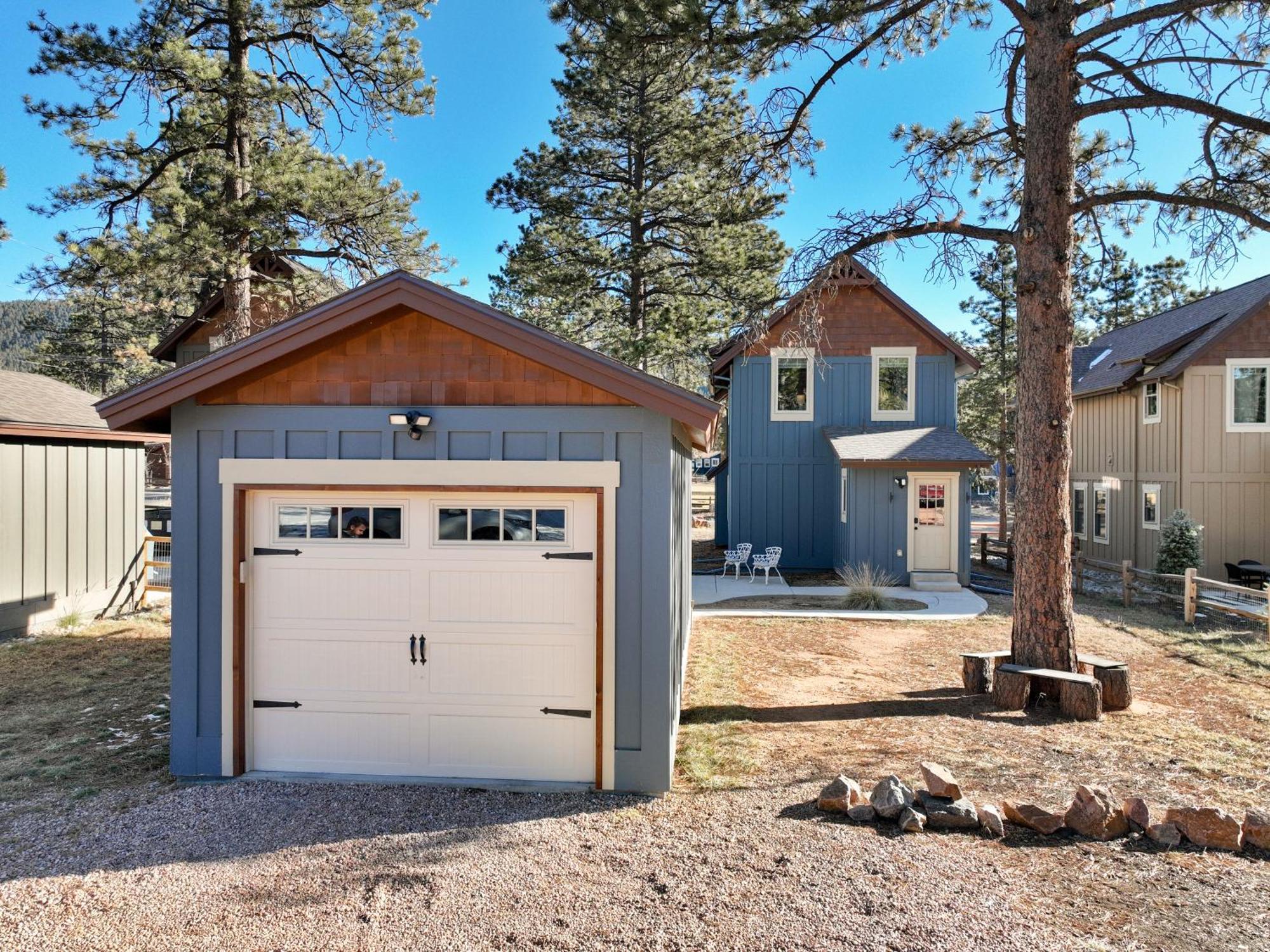 Black Bear Cabin With Hot Tub Woodland Park Esterno foto